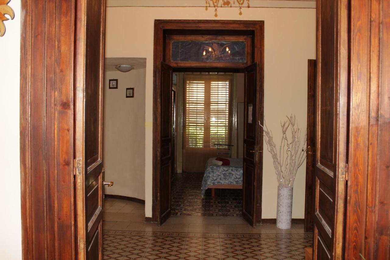 B&B Stazione Centrale パレルモ エクステリア 写真
