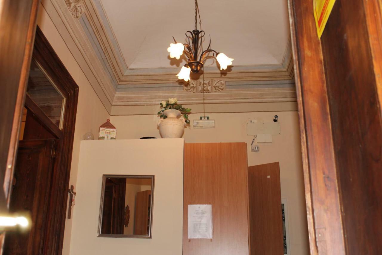 B&B Stazione Centrale パレルモ エクステリア 写真