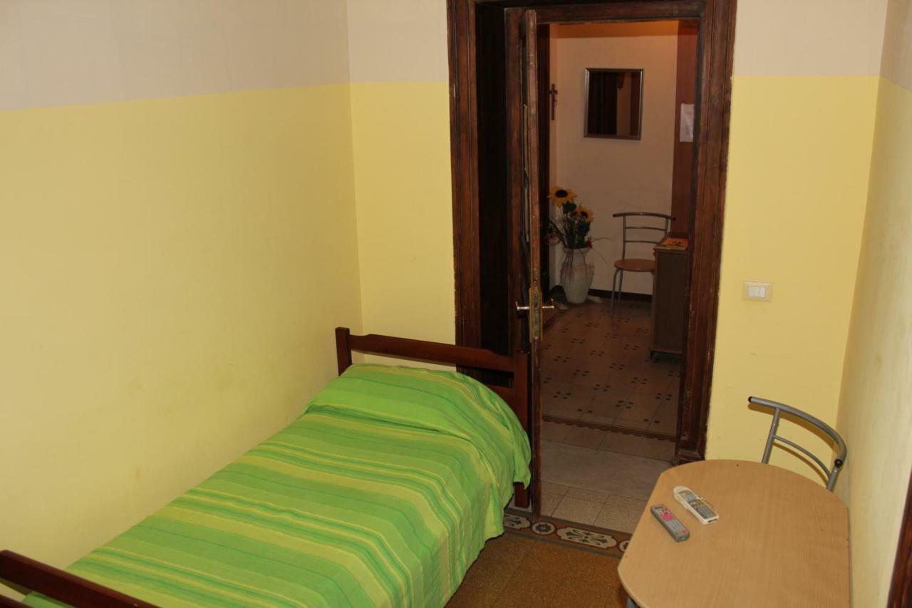 B&B Stazione Centrale パレルモ エクステリア 写真