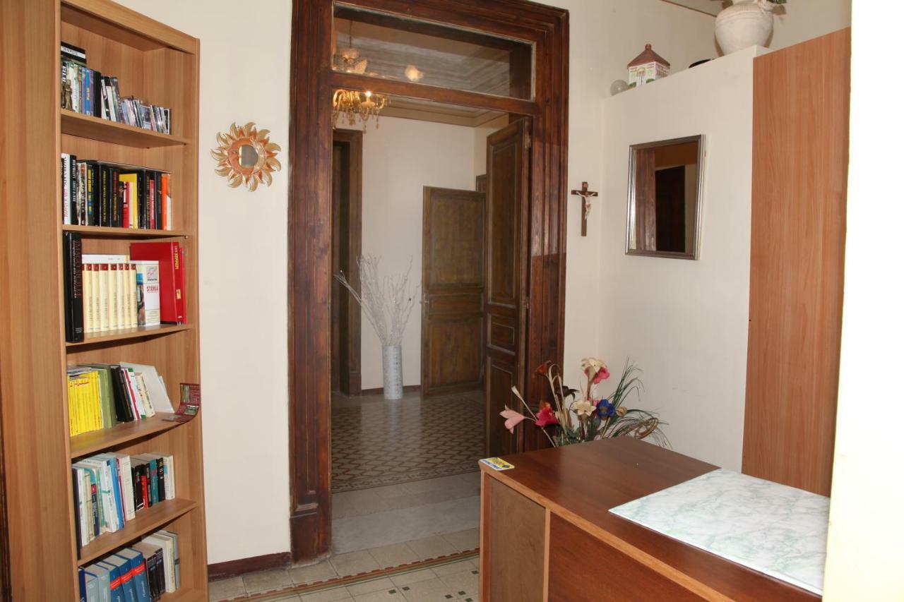 B&B Stazione Centrale パレルモ エクステリア 写真